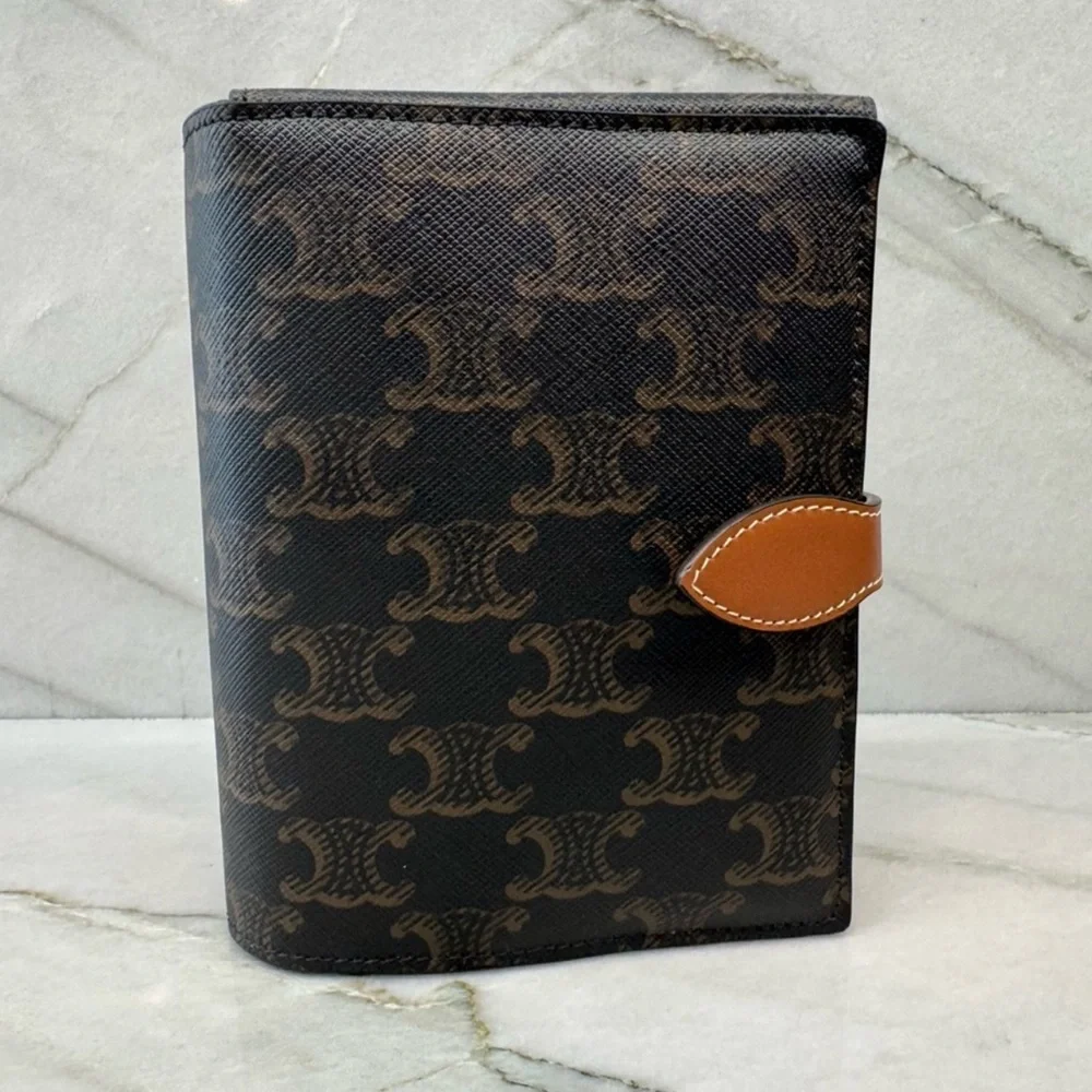 Celine Triomphe Logo Travel Kit - Picture 3 of 13